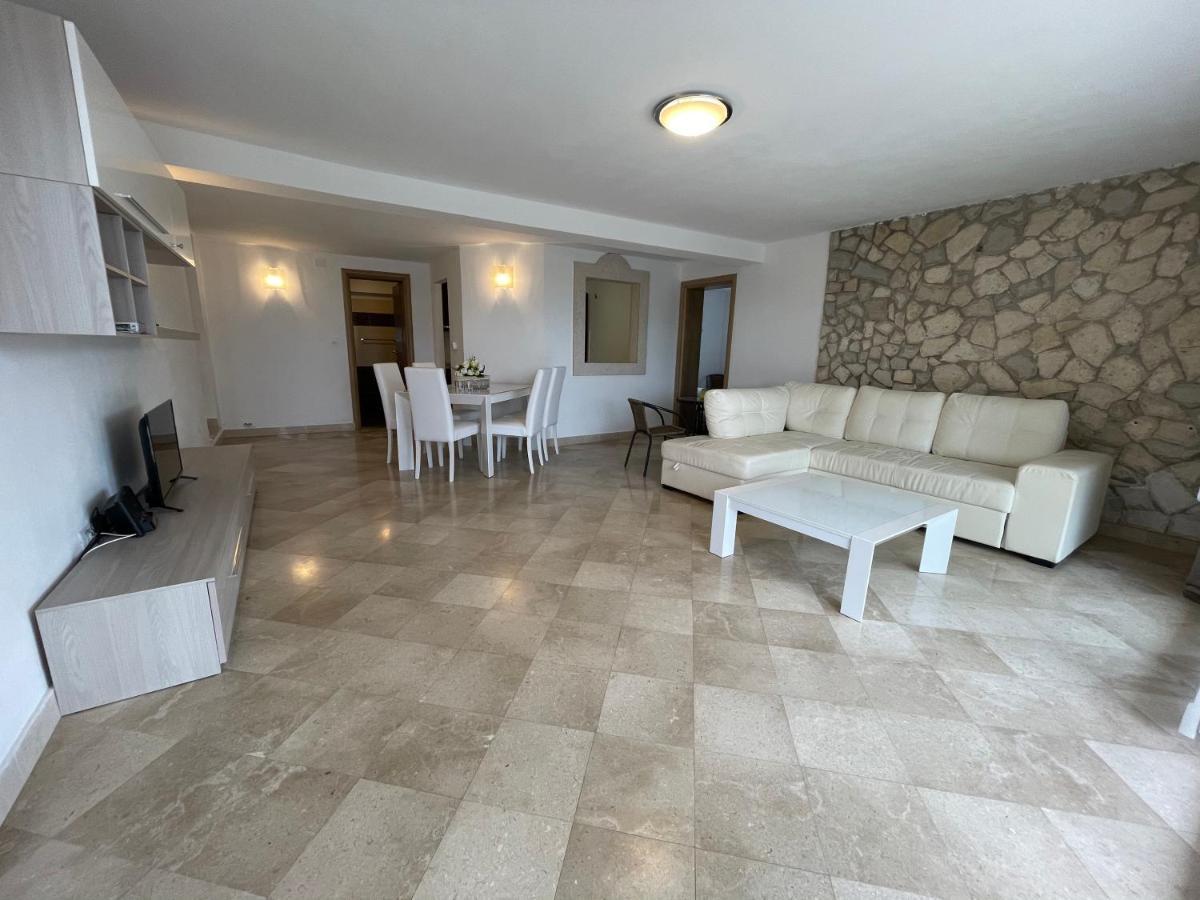 Villa Cube Premantura Exterior foto